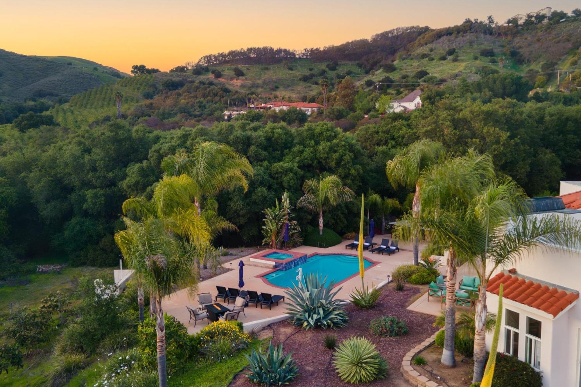 Grapevine By Avantstay Secluded 5Br Villa 4 Acres Of Vineyards Avo Groves Temecula Bagian luar foto