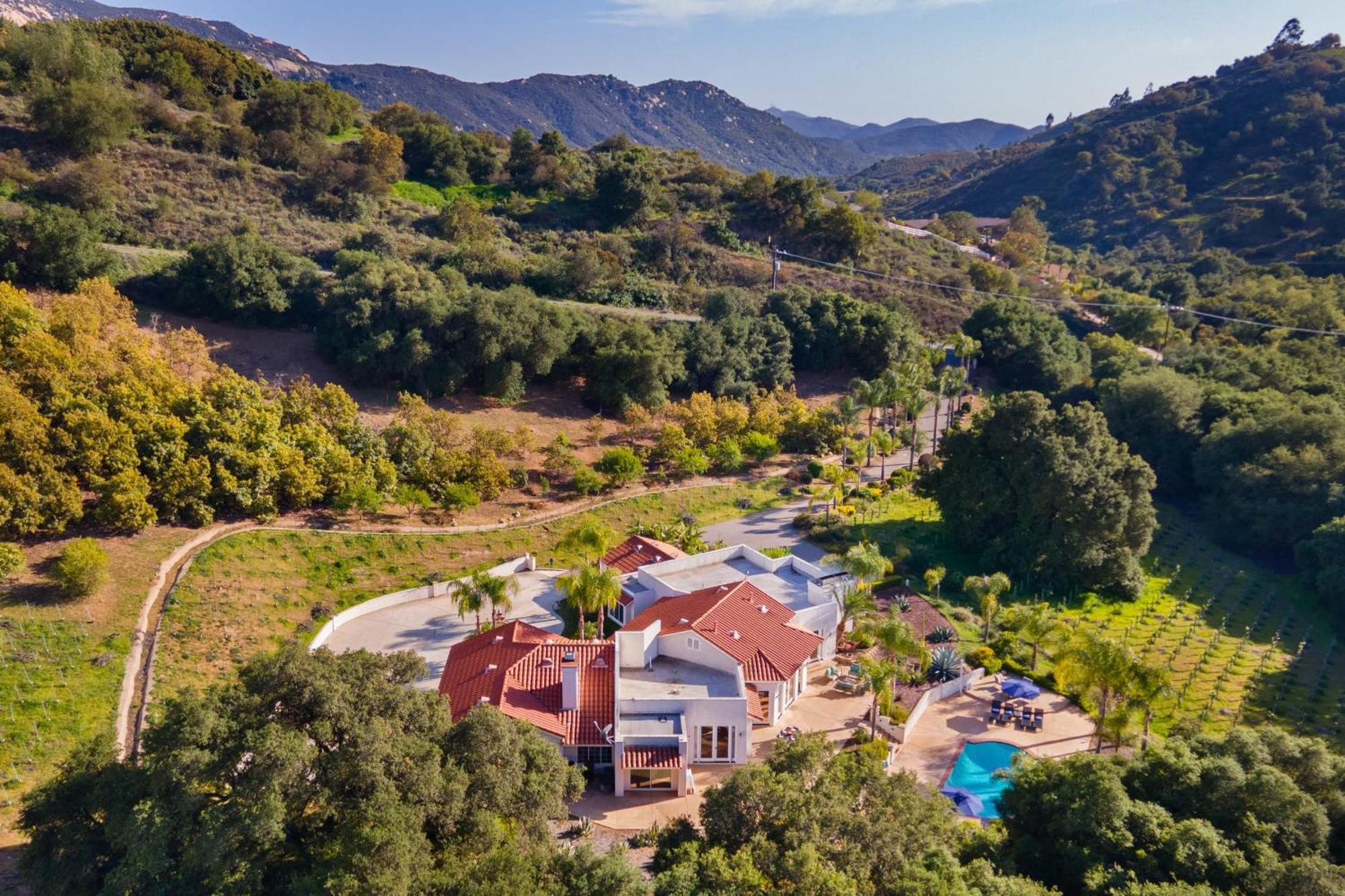 Grapevine By Avantstay Secluded 5Br Villa 4 Acres Of Vineyards Avo Groves Temecula Bagian luar foto